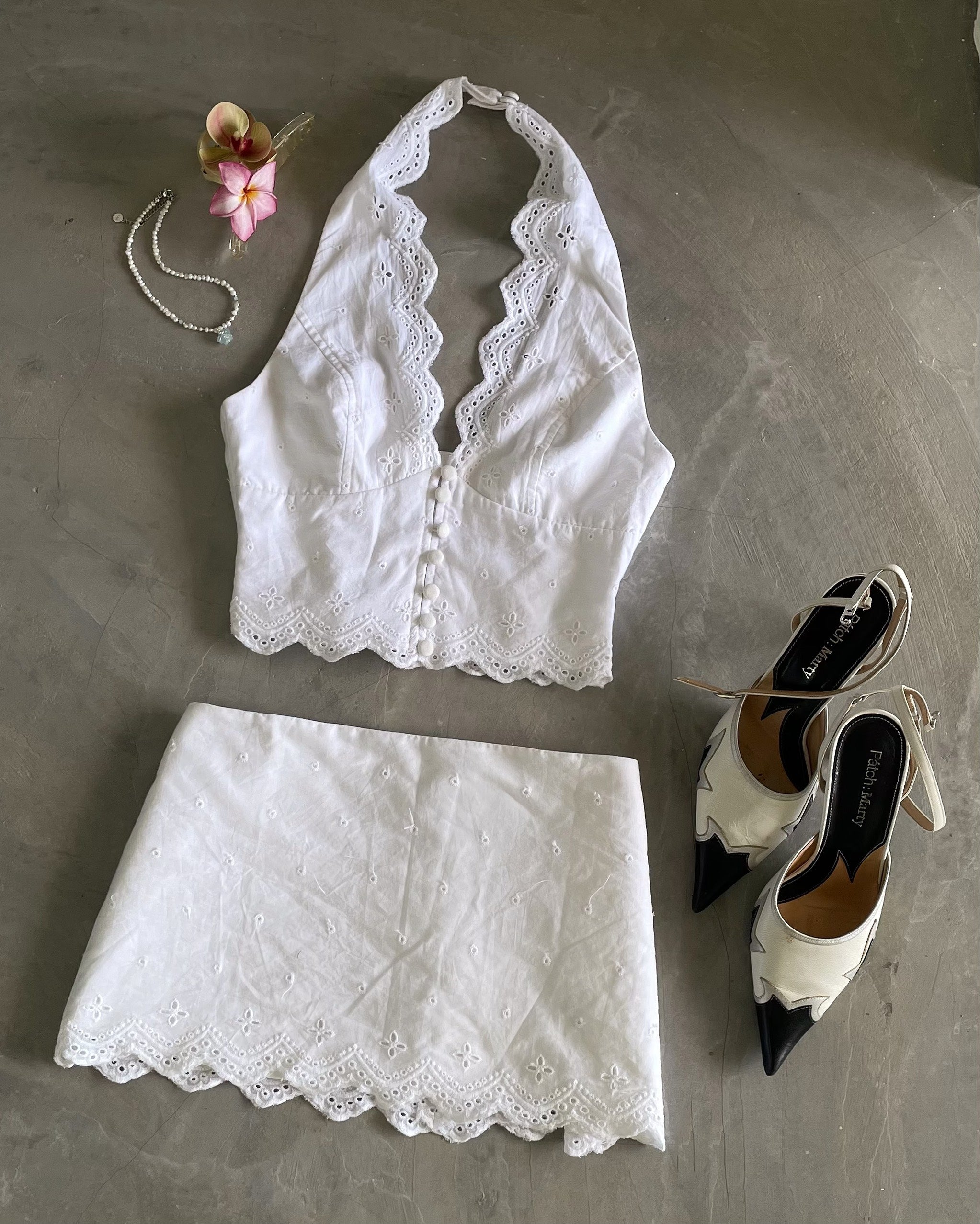 "HEART'S-EASE" SET IN WHITE