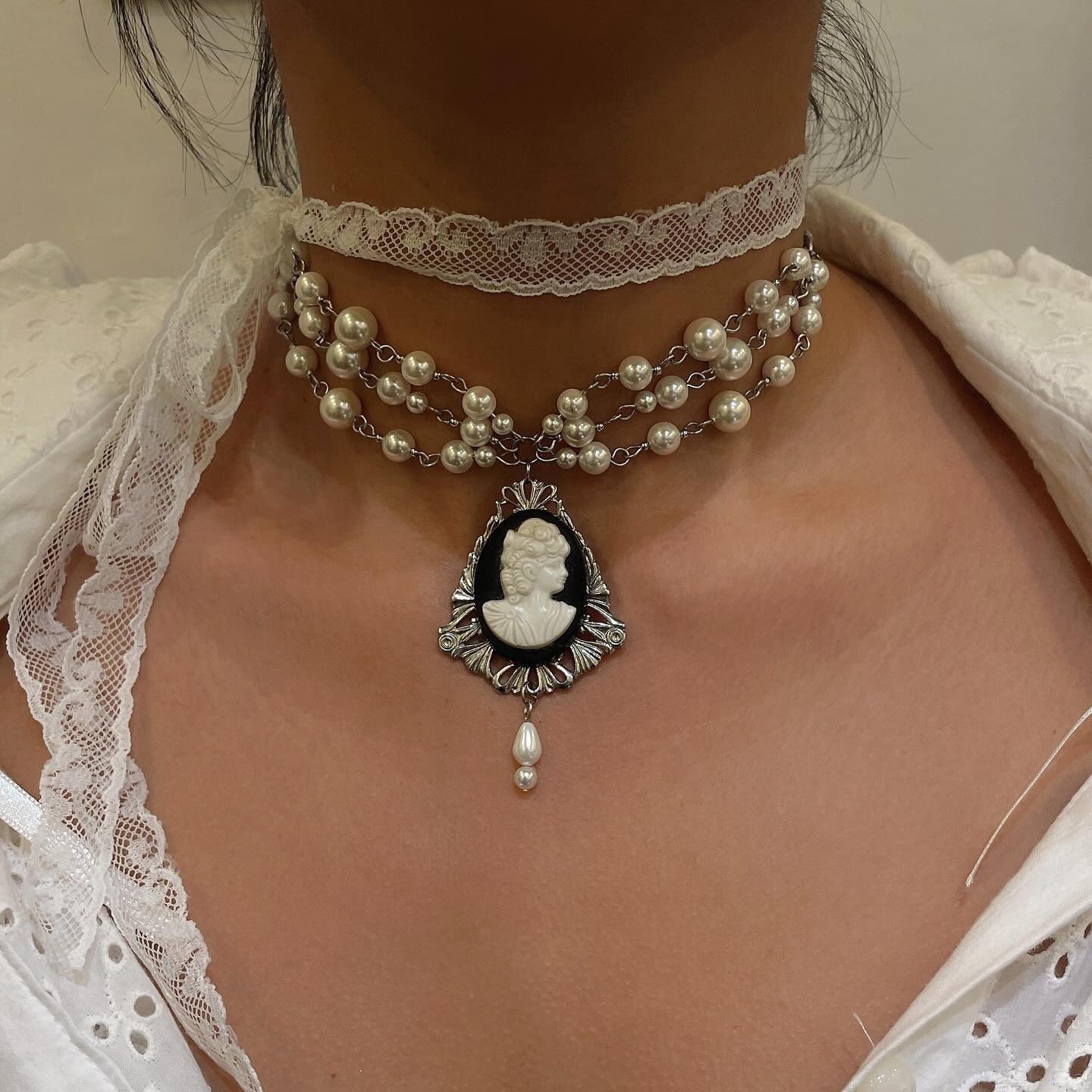 Cameo Pearl Necklace