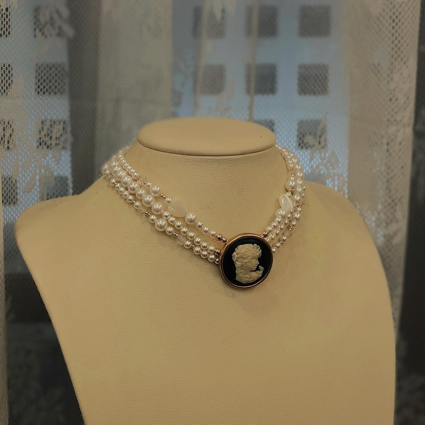 Cameo Pearl Necklace