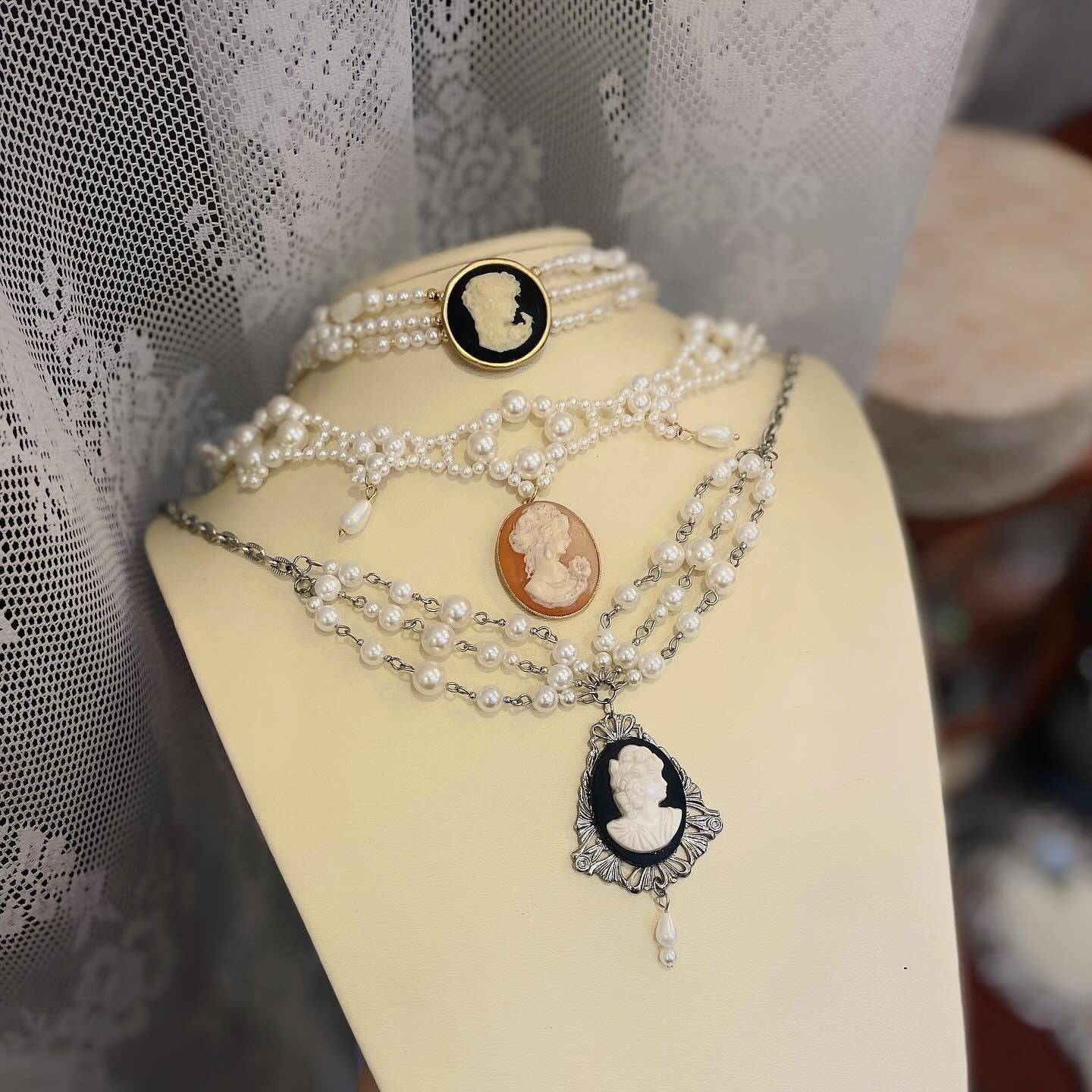 Cameo Pearl Necklace