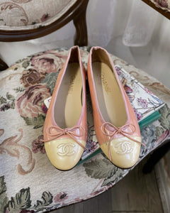 CHANEL Vintage Ballet Flats